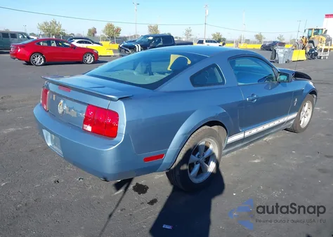 2007 Ford Mustang V6 Deluxe/V6 Premium z USA, uszkodzony, nr VIN 1ZVHT80NX75278239